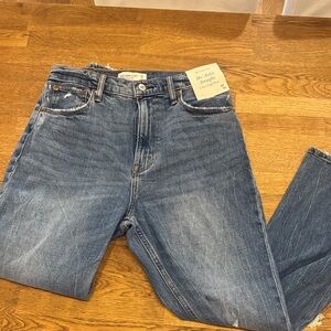 Abercrombie & Fitch ankle straight ultra high rise jeans